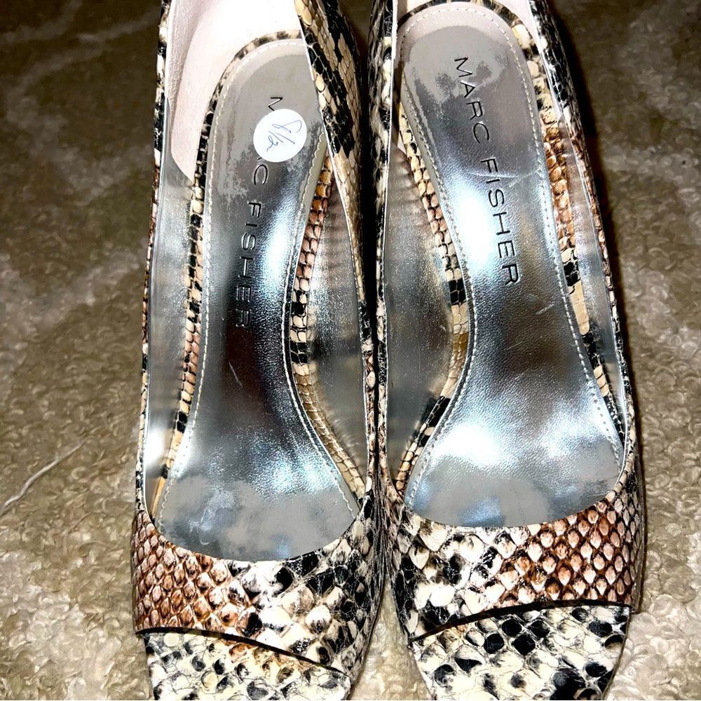 Marc fisher side 8.5 shoe